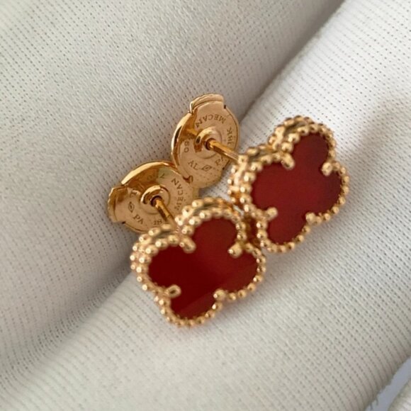 Van Cleef & Arpels 18k red stud earrings - Picture 3 of 5